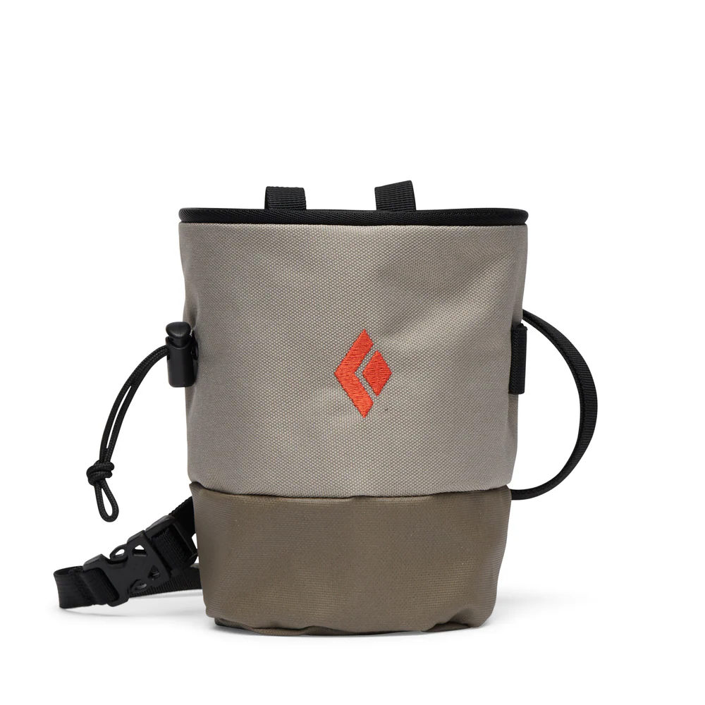 Black Diamond Mojo Zip Chalk Bag - Image 4