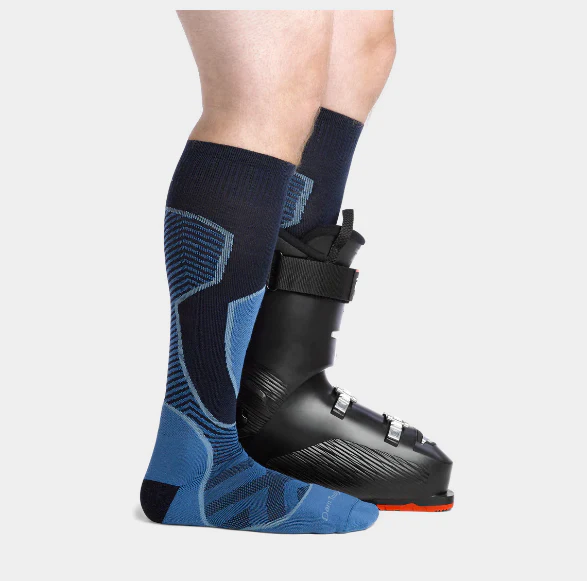 Darn Tough Outer Limits OTC LW Cushion Sock - Image 3