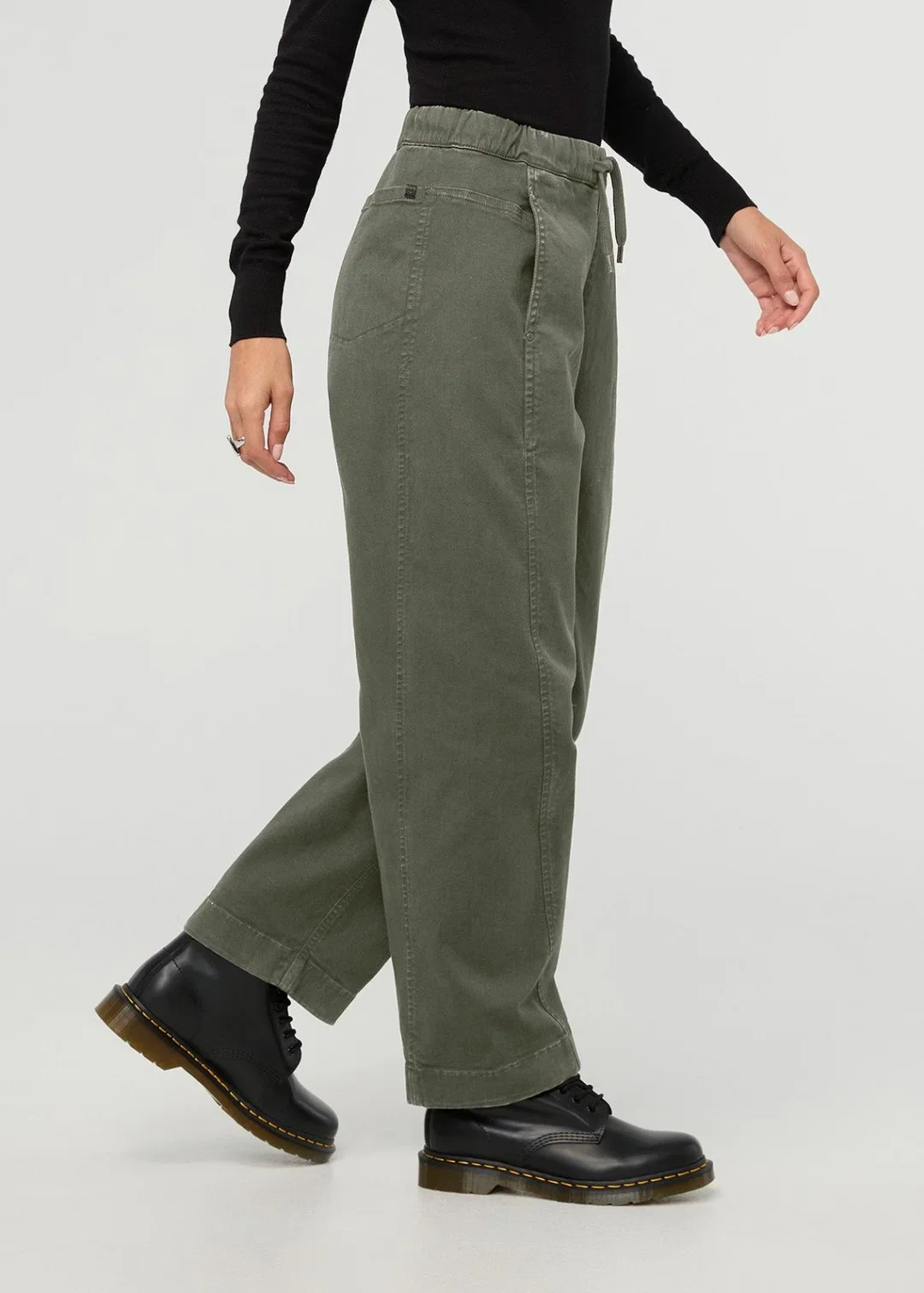 Duer FlexTwill Barrel Pull-On Pant Women's - Image 2
