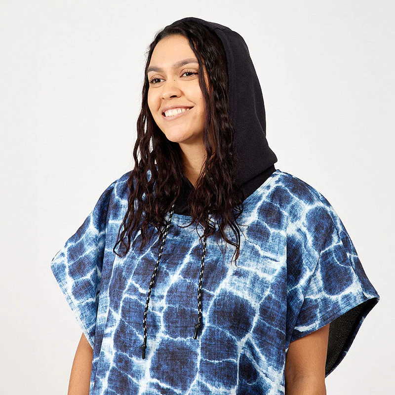 Nomadix Changing Poncho - Image 4