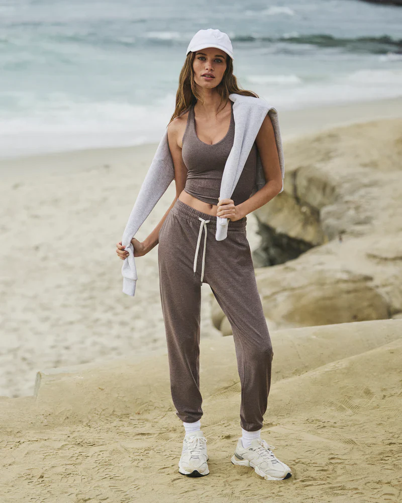 Vuori Performance Jogger Women's - Image 16