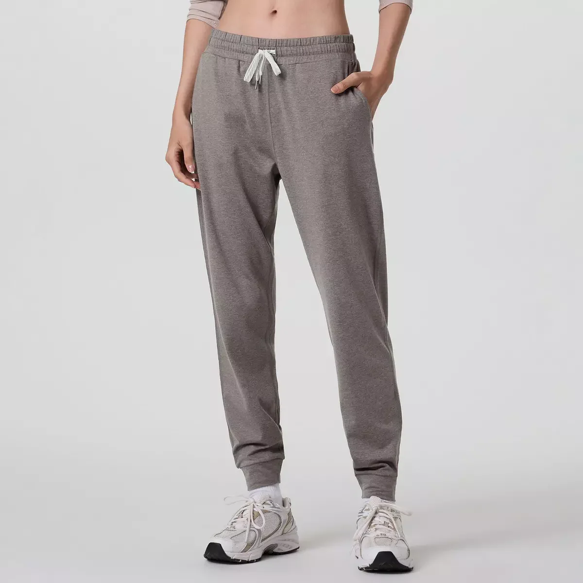 Vuori Performance Jogger Women's - Image 17