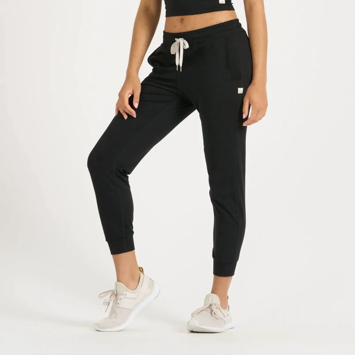 Vuori Performance Jogger Women's - Image 19