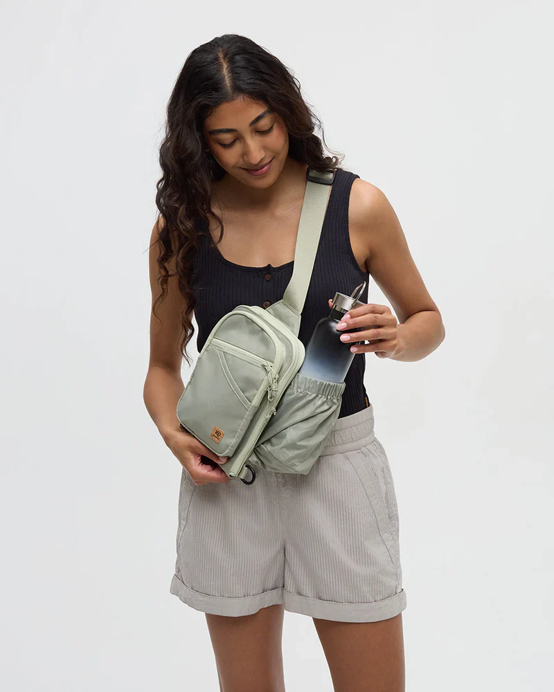 Tentree Newport Sport Sling - Image 11